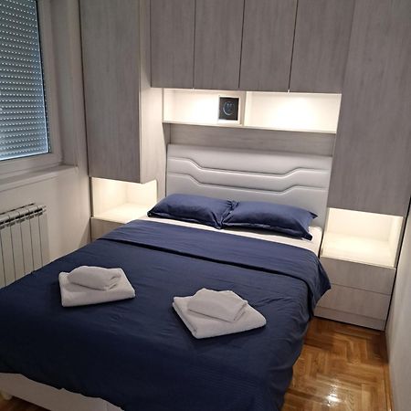 Apartman Ml Lukavica Exterior foto